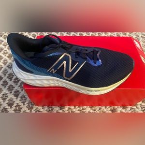 New Balance Fresh Foam Arishi sneakers. Hardly worn.